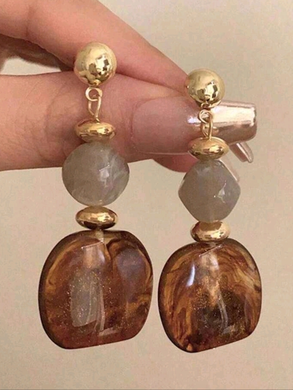 Acrylic Earings - Picture 3 of 3